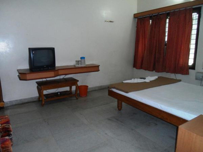 Bedroom 2, Hotel Gopikrishna, Chittoor