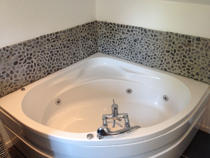 Bathroom 4, Hotel***Aunette Cottage Senlis, Oise