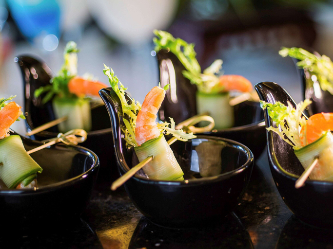 Food & Drinks 26