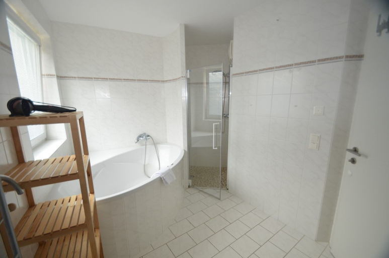 Bathroom 4, Penthouses Zell am See, Zell am See