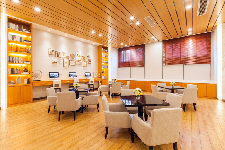 Food & Drinks 5, Suisse Place Hotel Residence CMCTaizhou, Taizhou
