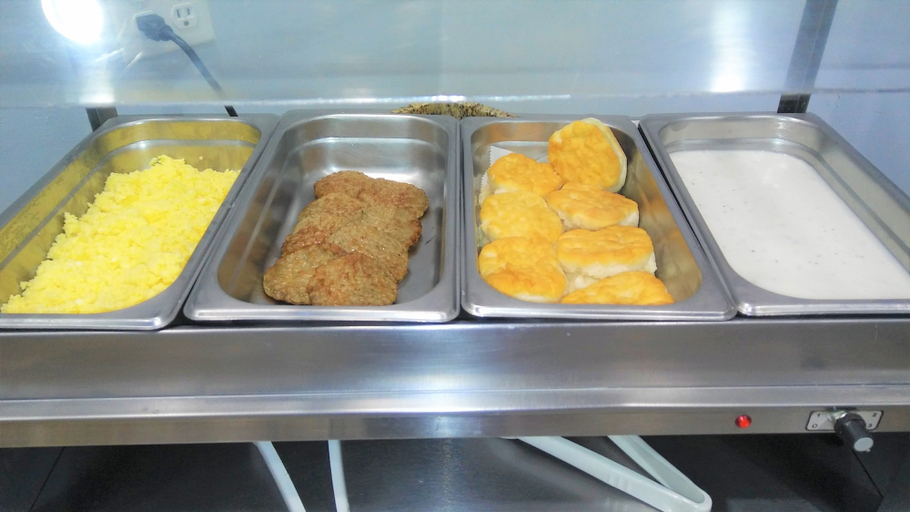 Food & Drinks 5, Quality Suites Tulsa I-44, Tulsa