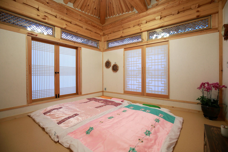 Bedroom 2, Wiyeonjae Hanok Stay, Gyeongju