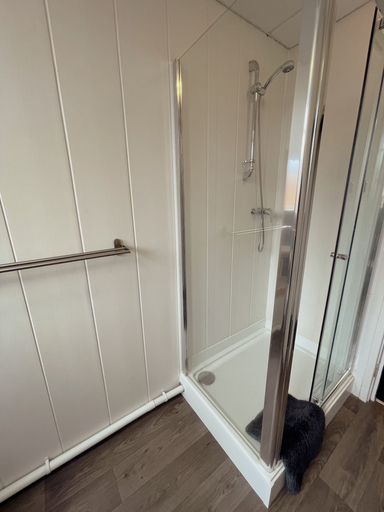 Bathroom 3, Contractor Accommodation - Cacco, Northamptonshire