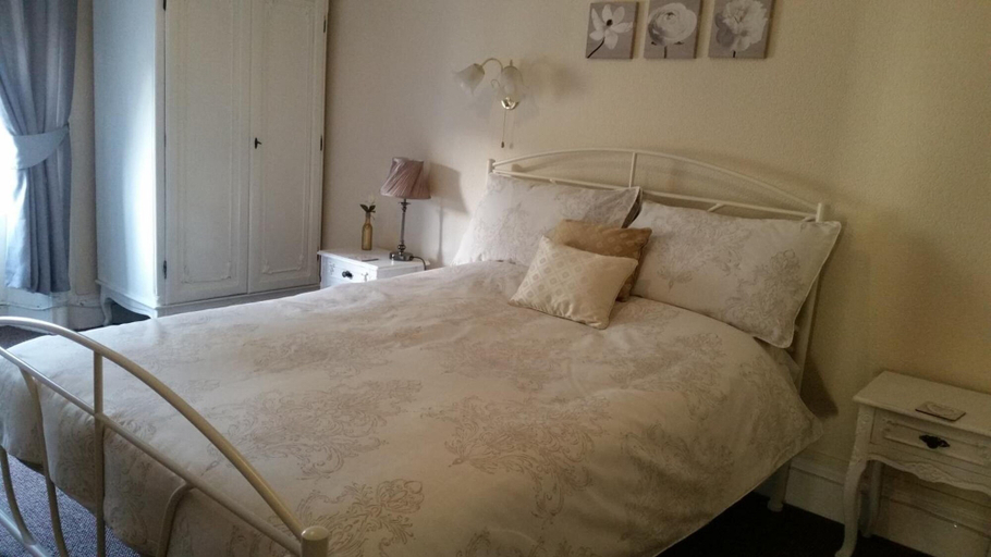 Bedroom 2, Blue Peter Hotel, Dumfries and Galloway