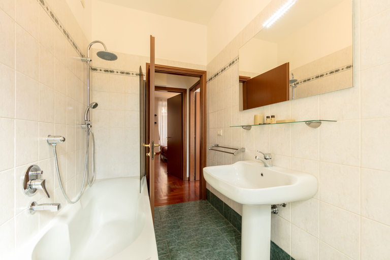 Bathroom 3, Heart Milan Apartments - Corso Como, Milano
