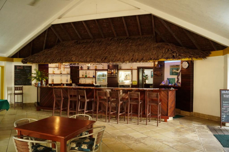 Food & Drinks 4, Bokissa Private Island Resort, Canal - Fanafo
