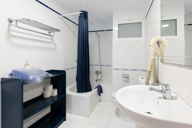 Bathroom 4, Apartments La Peñita Lanzarote, Las Palmas