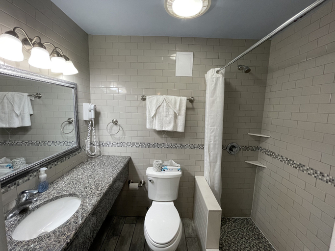 Bathroom 3, Rio Motel and Suites, Cape May