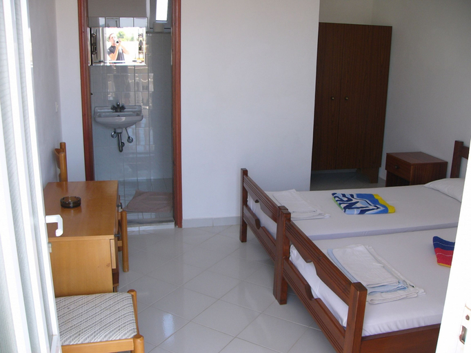 Bedroom 5, Helgas Paradise, South Aegean