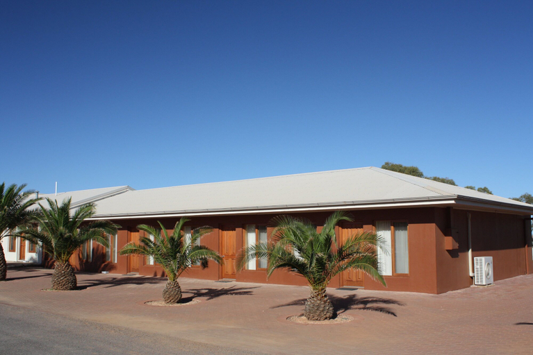 Exterior & Views 2, BIG4 Stuart Range Outback Resort, Coober Pedy