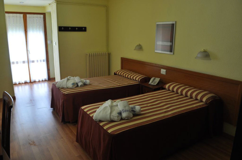 Bedroom, Balneario Serón, Zaragoza