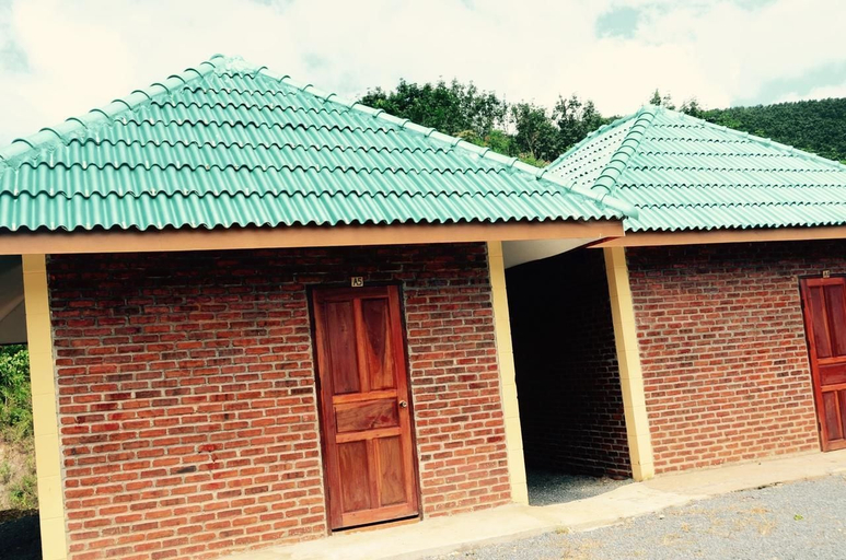 Exterior & Views 2, Chomdoy Bungalow & Restaurant, Namtha