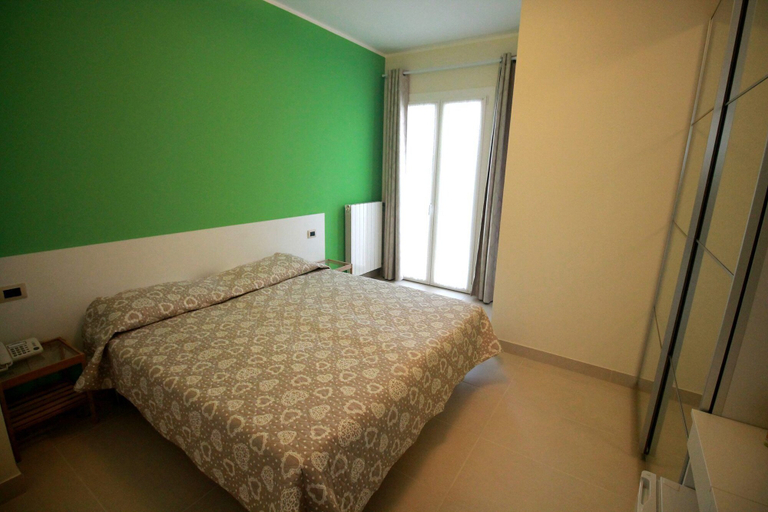 Bedroom 3, B&B Le Parmente, Lecce