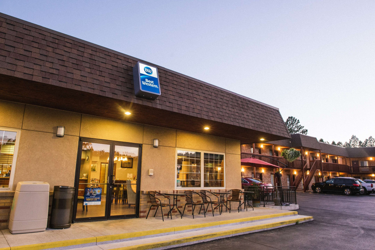 Exterior & Views 2, Best Western Buffalo Ridge Inn, Custer