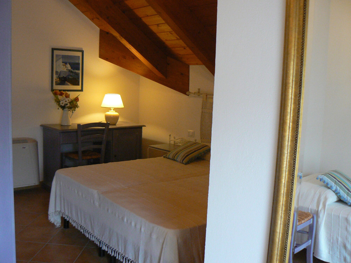 Bedroom 3, B&B Pessighette Dimora di Campagna, Oristano