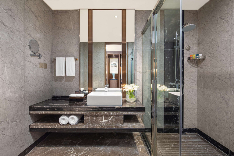 Bathroom 5, Ramada by Wyndham Wuhan Qingshan, Wuhan