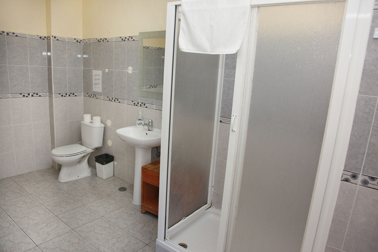 Bathroom 4, Lisbon Suite Home, Lisbon