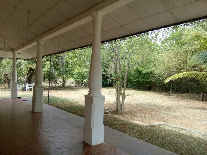 Others 5, Nelum Villa, N. Palatha East