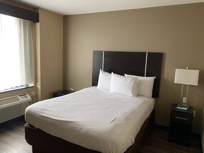 Pitkin Hotel, New York