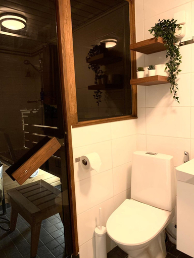 Bathroom 2, City Home Finland Spacious Downtown Apt., Pirkanmaa