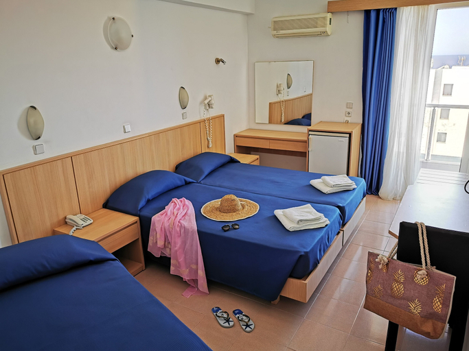 Bedroom 3, Europa Hotel, South Aegean