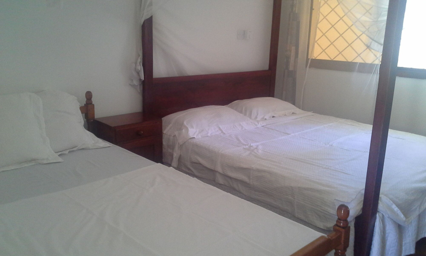 Bedroom 3, Panori Hotel, Tanga