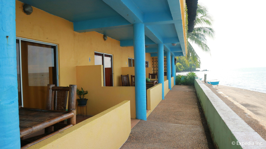 Exterior & Views 2, Golden Sunset Beach Club, Mambajao