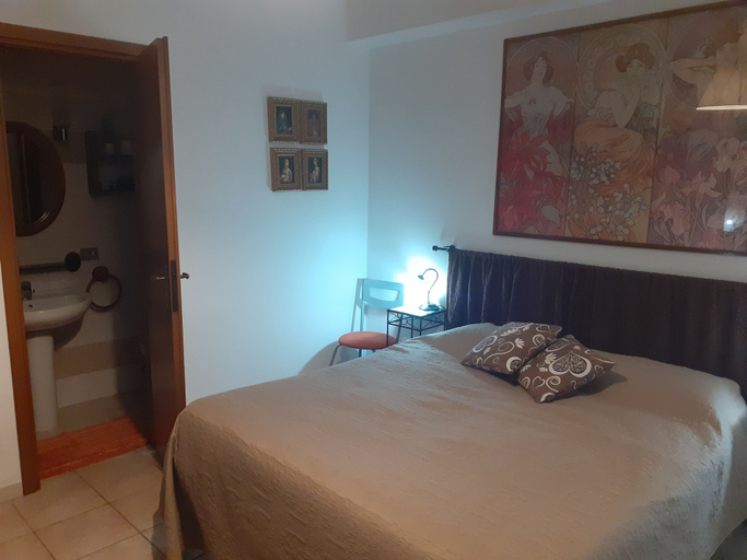 Bedroom 4, Life B&B, Viterbo