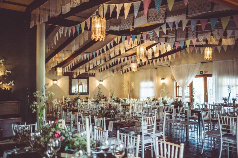 Food & Drinks 4, Damas, Cape Winelands