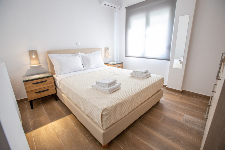 Bedroom 2, Raise Kifisias Serviced Apartments, Attica