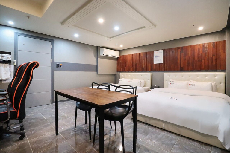 Bedroom 4, Hotel Don, Changwon