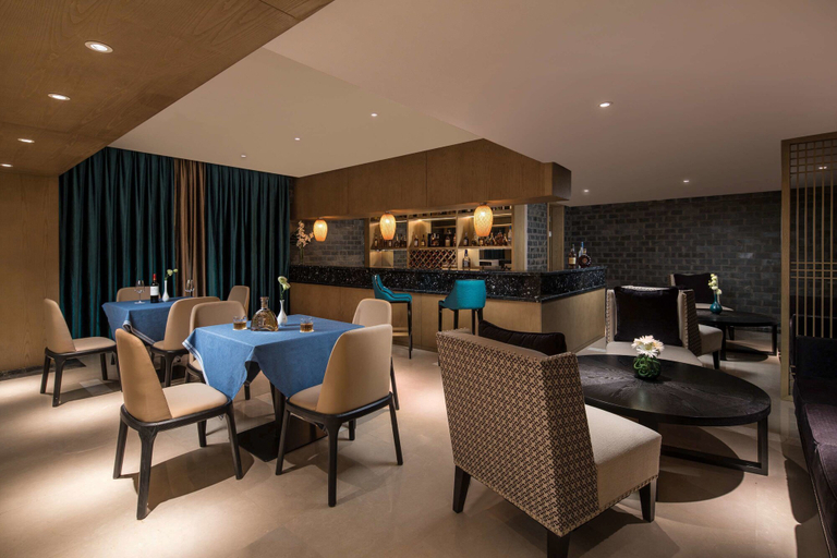 Food & Drinks 5, Ramada by Wyndham Zhenjiang City Center, Zhenjiang