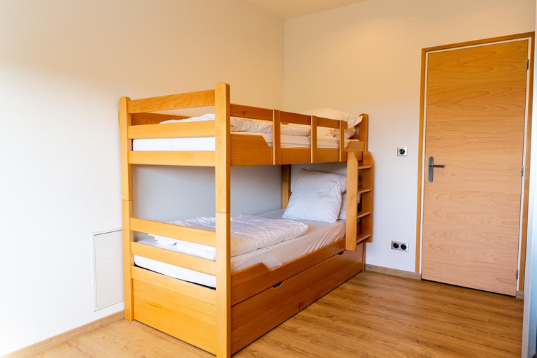 Bedroom 2, Maison Superbe Vue Mer - 200m de la plage, Finistère