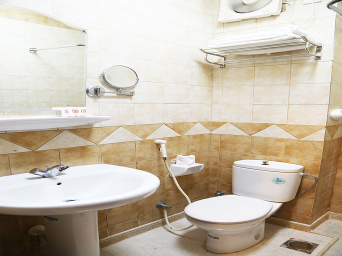 Bathroom 5, Riyadh Al Diyafah Hotel, Makkah