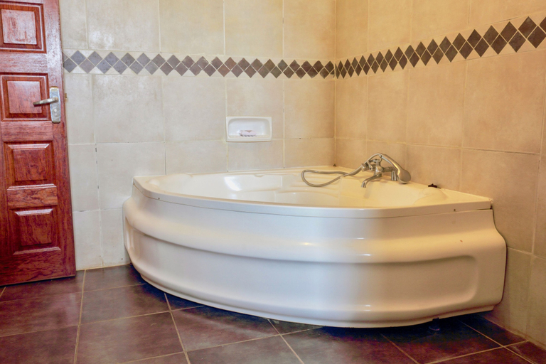 Bathroom 4, Msafiri Residence Inn, Dagoretti North