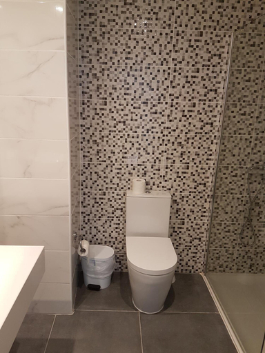 Bathroom 5, Melini Hotel Suites