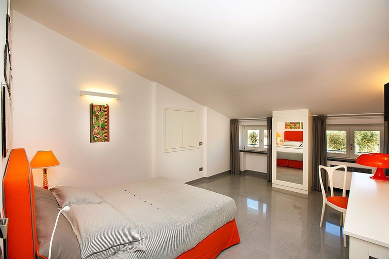 Bedroom 4, Casa Colarusso, Napoli