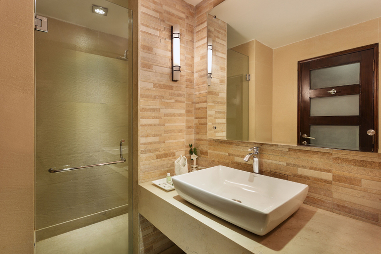 Bathroom 3, The Earl's Court, Nainital, Nainital