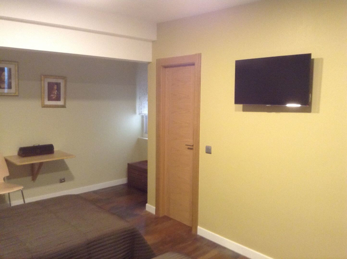 Others 4, Hostal Vintage Santander, Cantabria