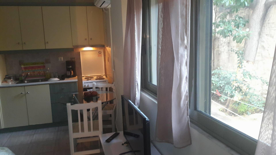 Others 5, Central Studio, West Greece