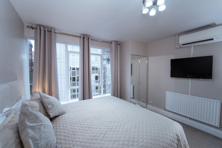Bedroom 4, Park Lane Apartments Crawford Place, London