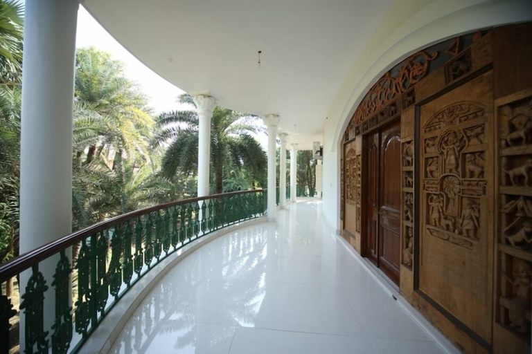 Others 5, The Garden Bungalow, Birbhum
