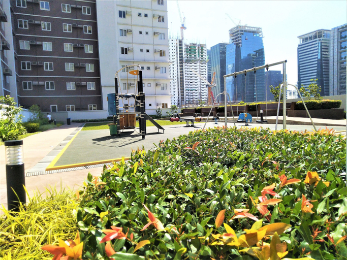 Exterior & Views 2, CozyPad Studios, Taguig