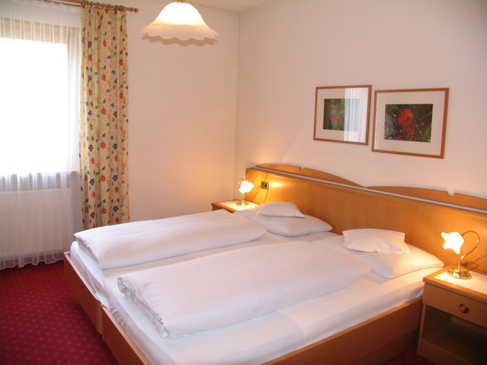 Bedroom 2, Hotel Reichegger, Bolzano