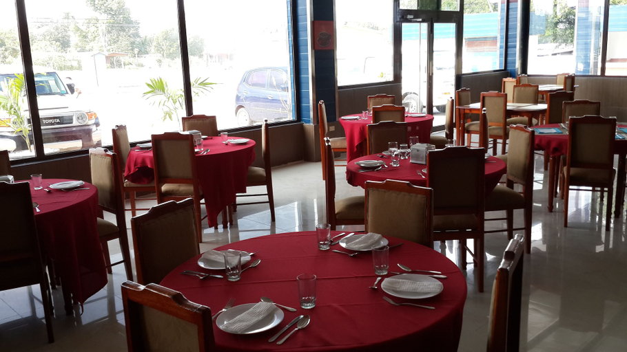 Food & Drinks 5, Express Inn Coronado Hotel & Camping, Chame