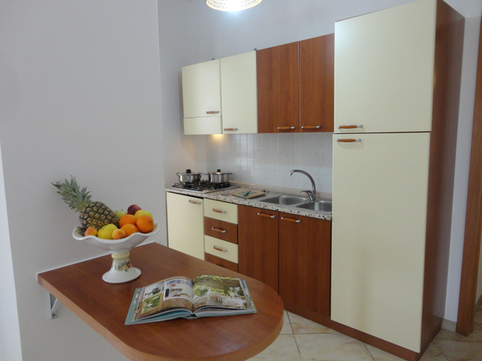 Private kitchen, VersoSud - Casa Vacanze De Revel 18, Lecce