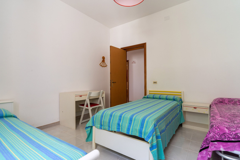 Bedroom 2, 3042 Villa Nite by Barbarhouse, Taranto