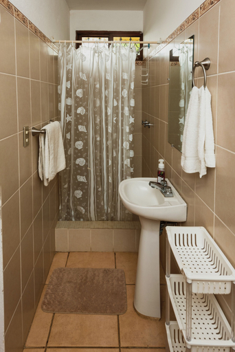Bathroom 3, Loli's Place, Managua