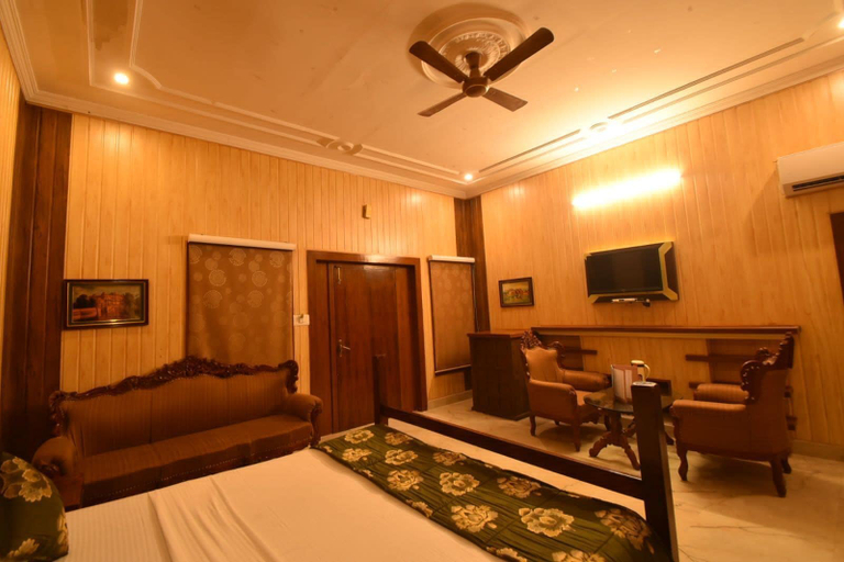 Bedroom 3, Hotel Sagar Niwas, Bikaner